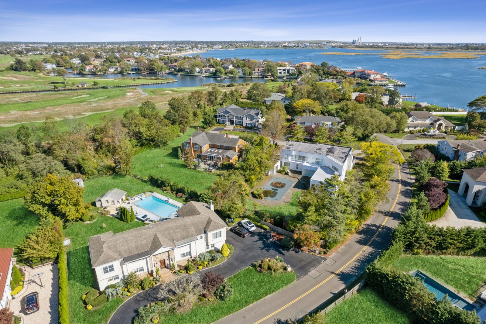 54_1013SeawaneDr_181011_AerialView_HiRes